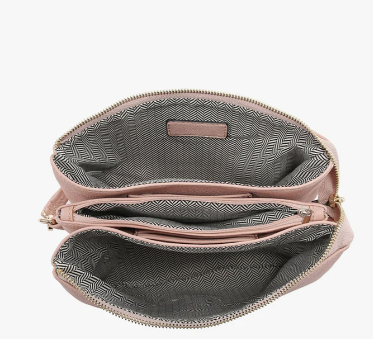 Izzy Straw Woven Crossbody in Mauve