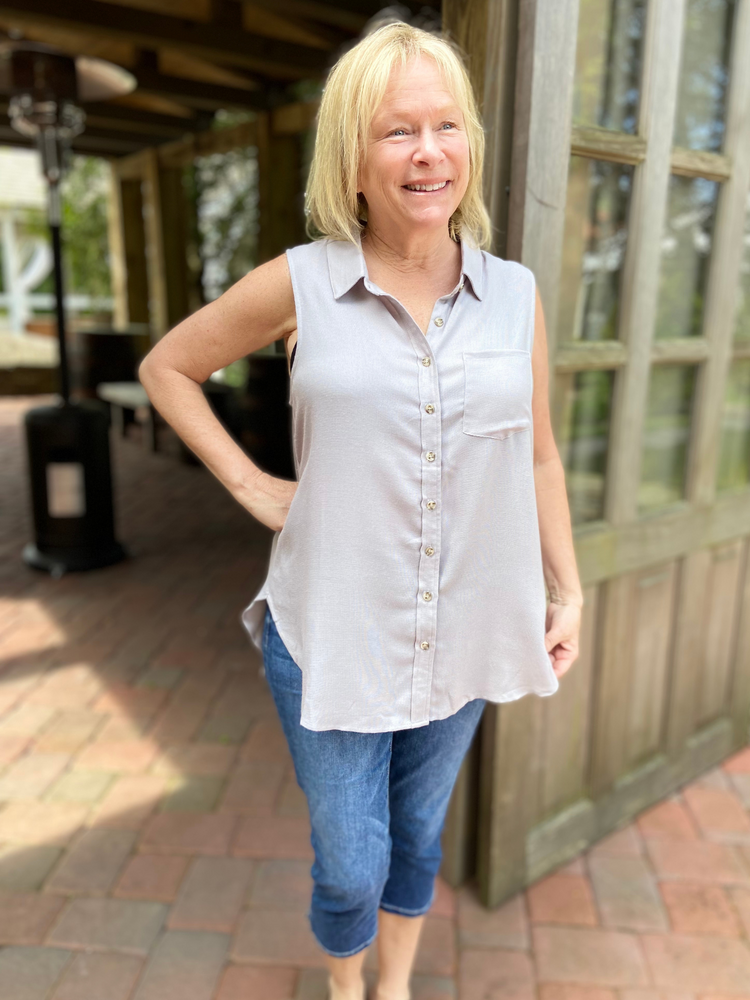 Sleeveless Button Up Top in Cloud - Wild Magnolia