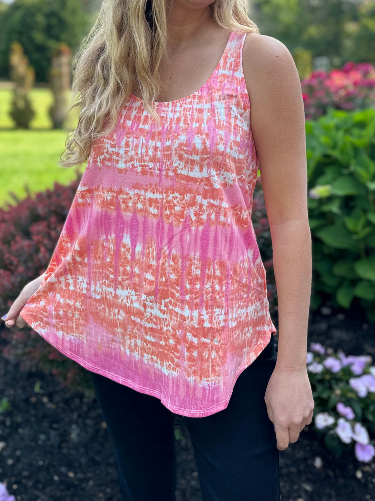 Coral & Pink Sleeveless Tank Top in Curvy - Wild Magnolia