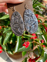 Silver Floral Engraved Oval Earrings - Wild Magnolia