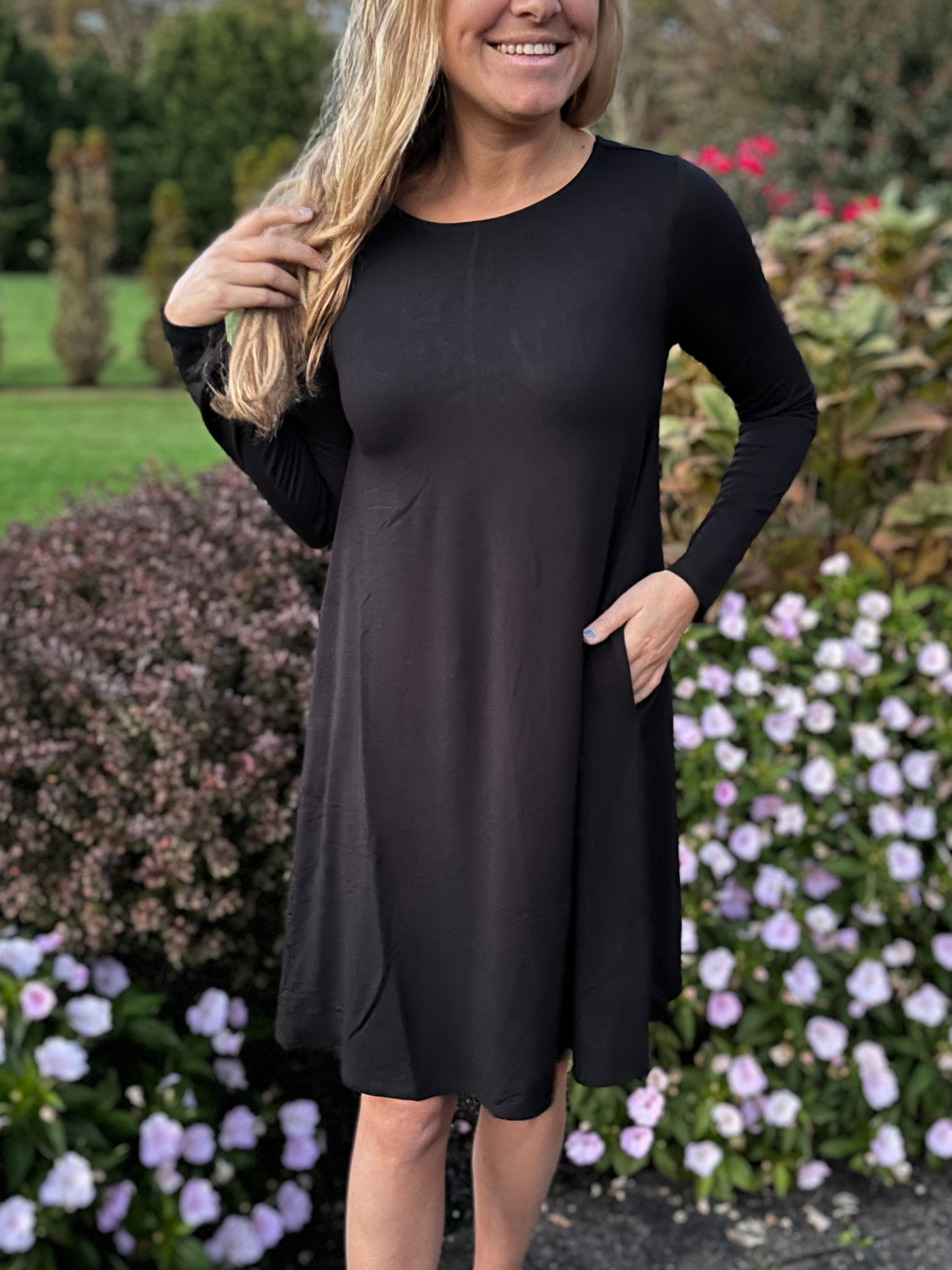 Black Long Sleeve Flare Dress with Pockets in Curvy - 1X Black Long Sleeve Flare Dress with Pockets in Curvy - 1X
