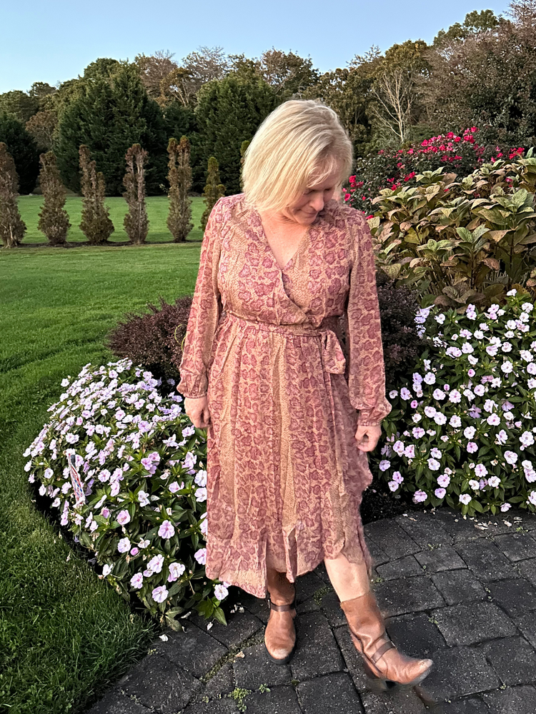 Long Sleeve Ruffle Detail Dress in Mauve