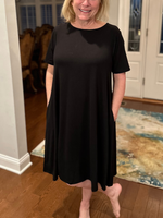 Short Sleeve Dress with Side Pockets in Black