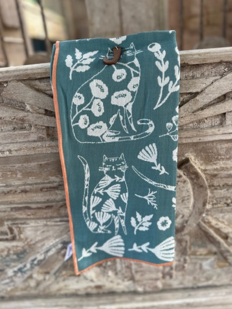 Double Cat Bloom Dish Towels