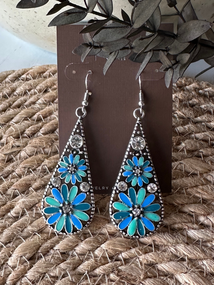 Daisy Flower Drop Earrings