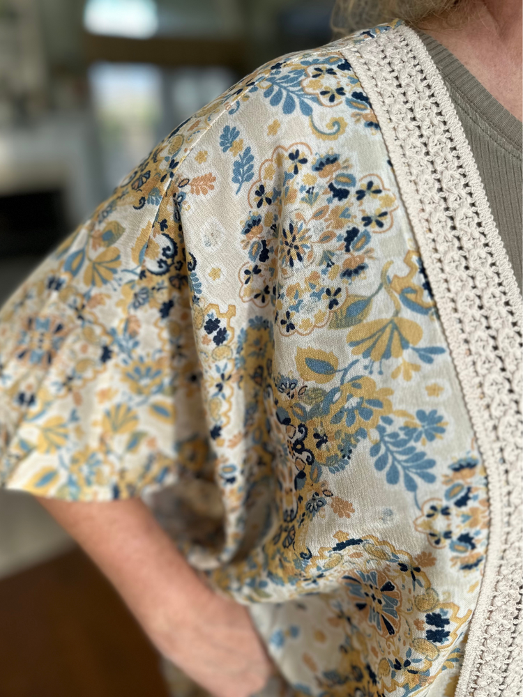 Crochet Mosaic Print Kimono