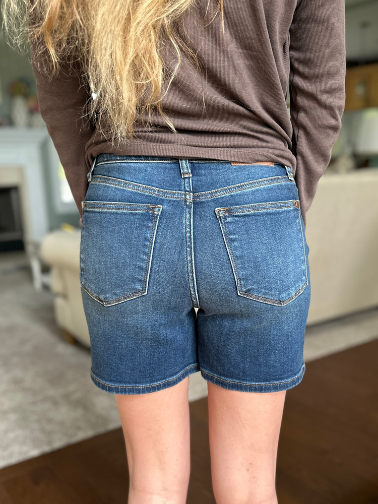 Judy Blue 2 Button Midlength Dad Shorts
