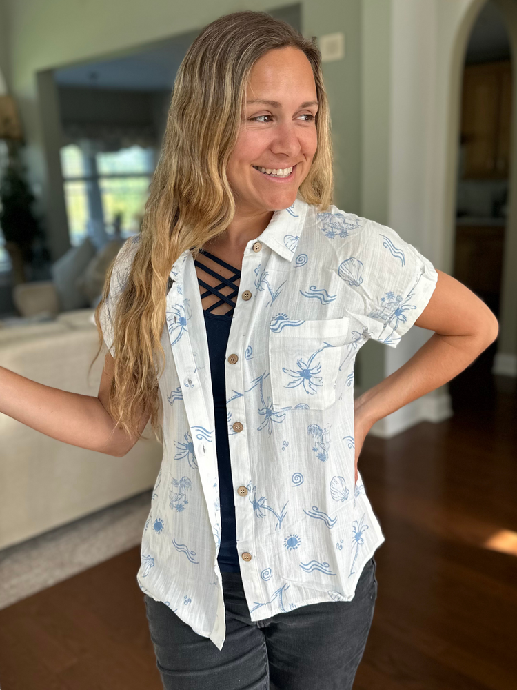 Summer Vibes Collared Short Sleeve Top
