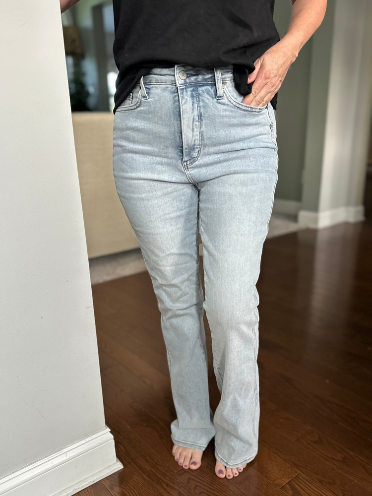 Judy Blue High Waisted Tummy Control Bootcut Jeans