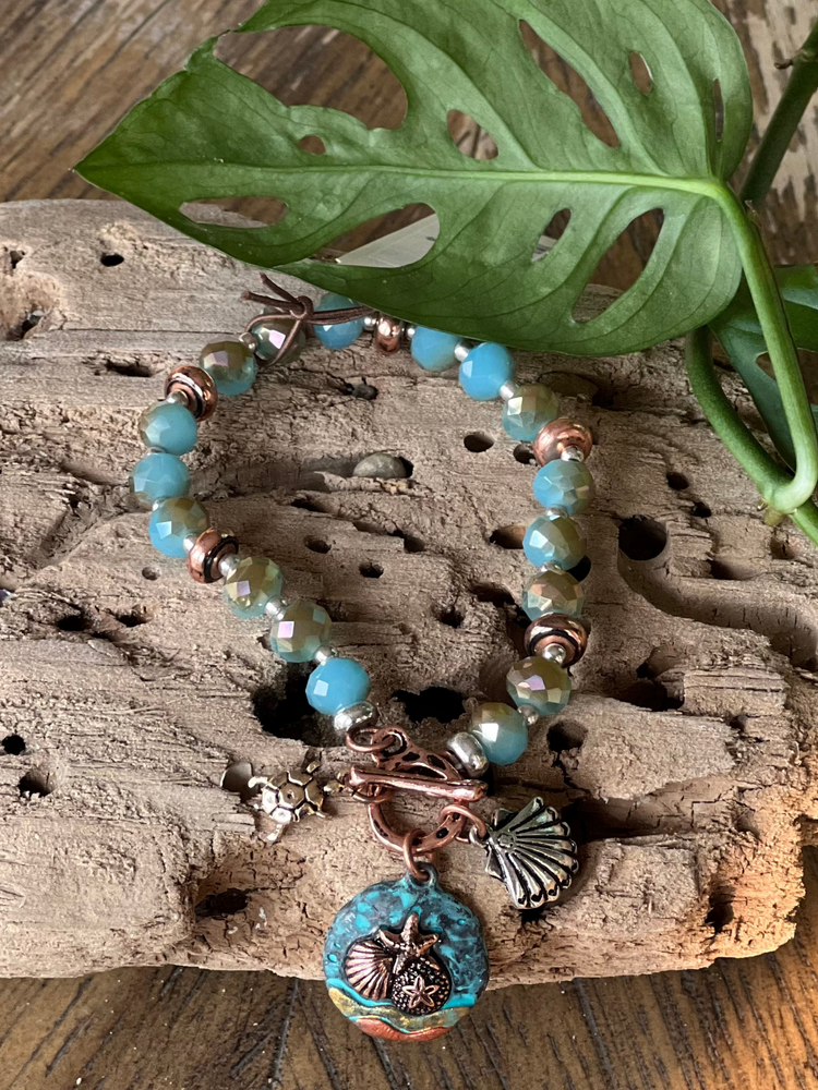 Multicolor Beach Scene Bracelet in Blues