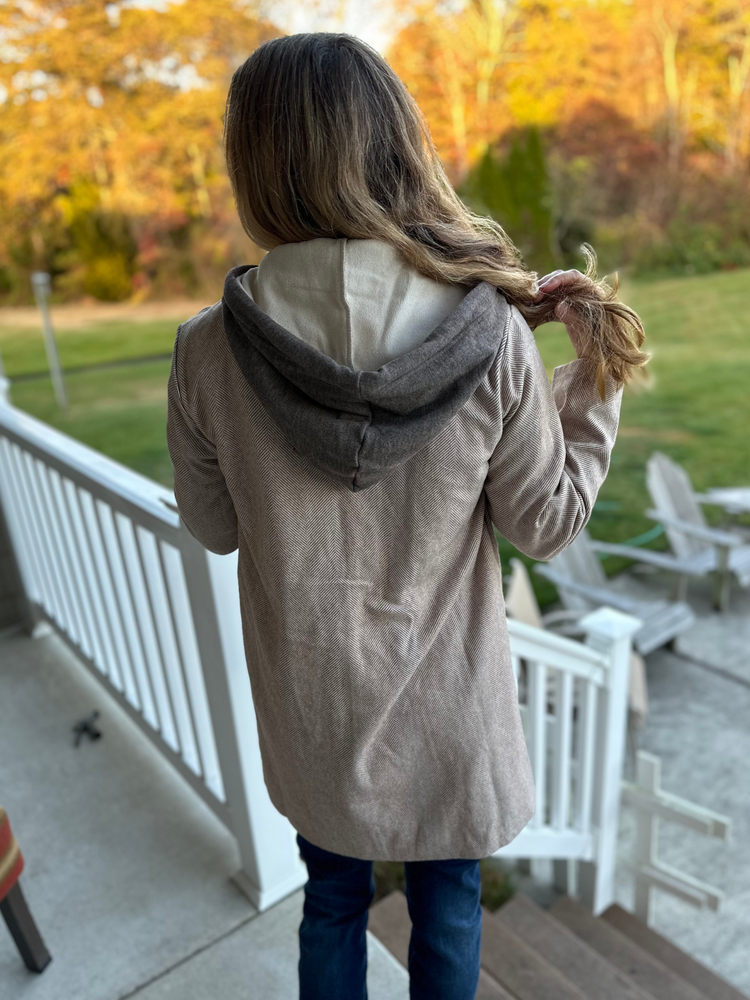 Hooded Insert Herringbone Coat in Brown