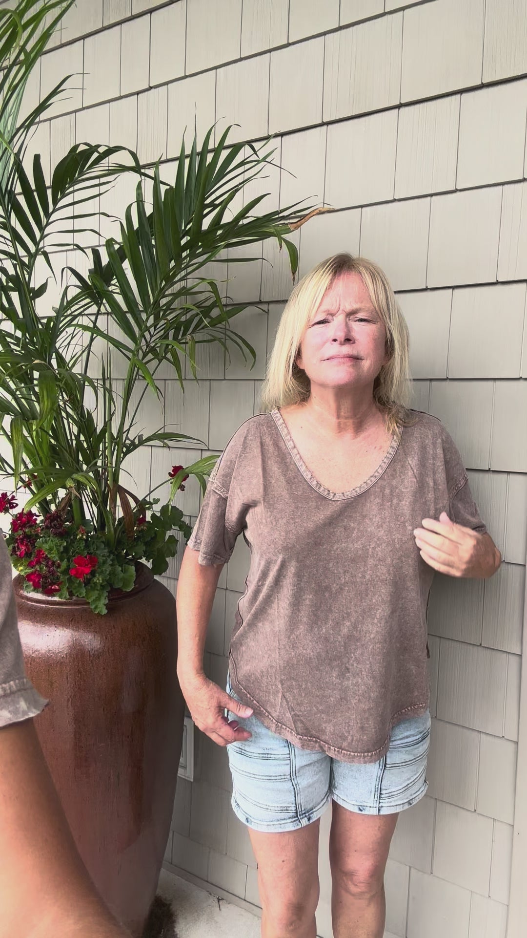 Scoop Neck Mineral Wash Short Sleeve Top in Cocoa