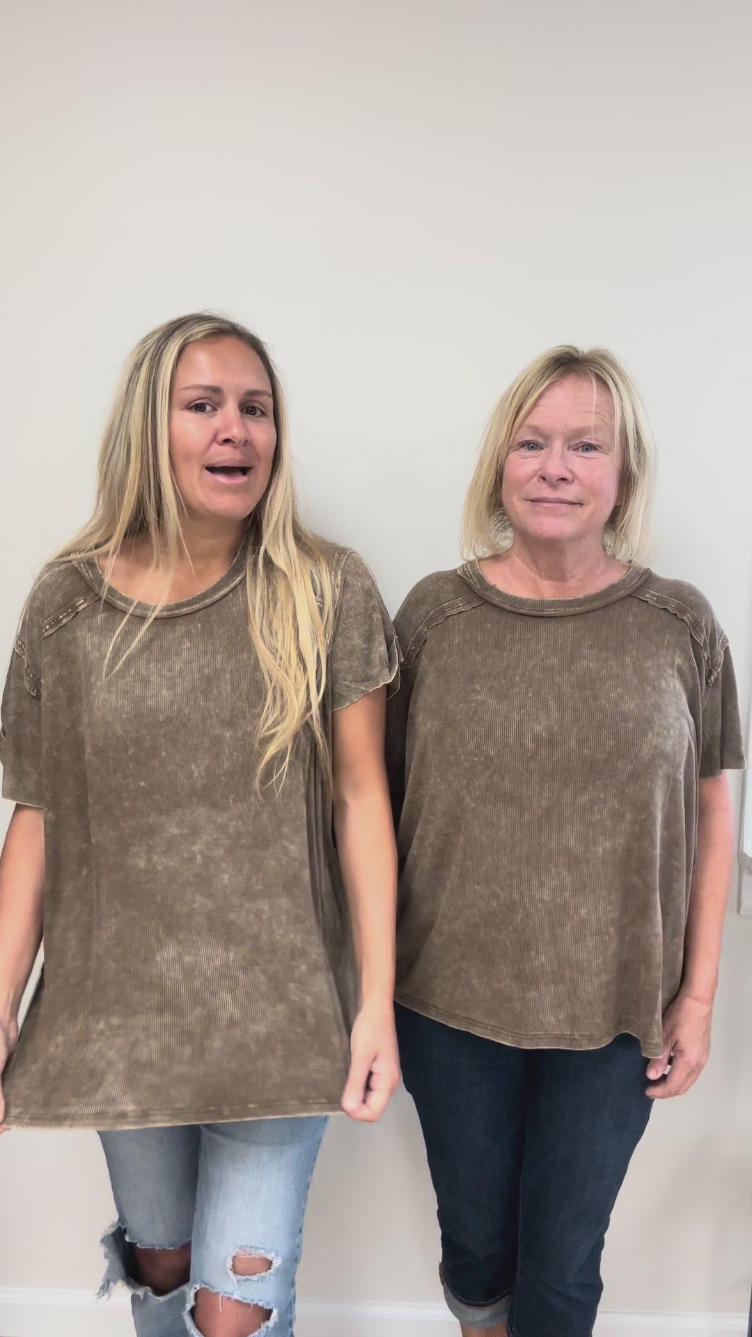 Mineral Wash Ribbed Short Sleeve Top in Brown