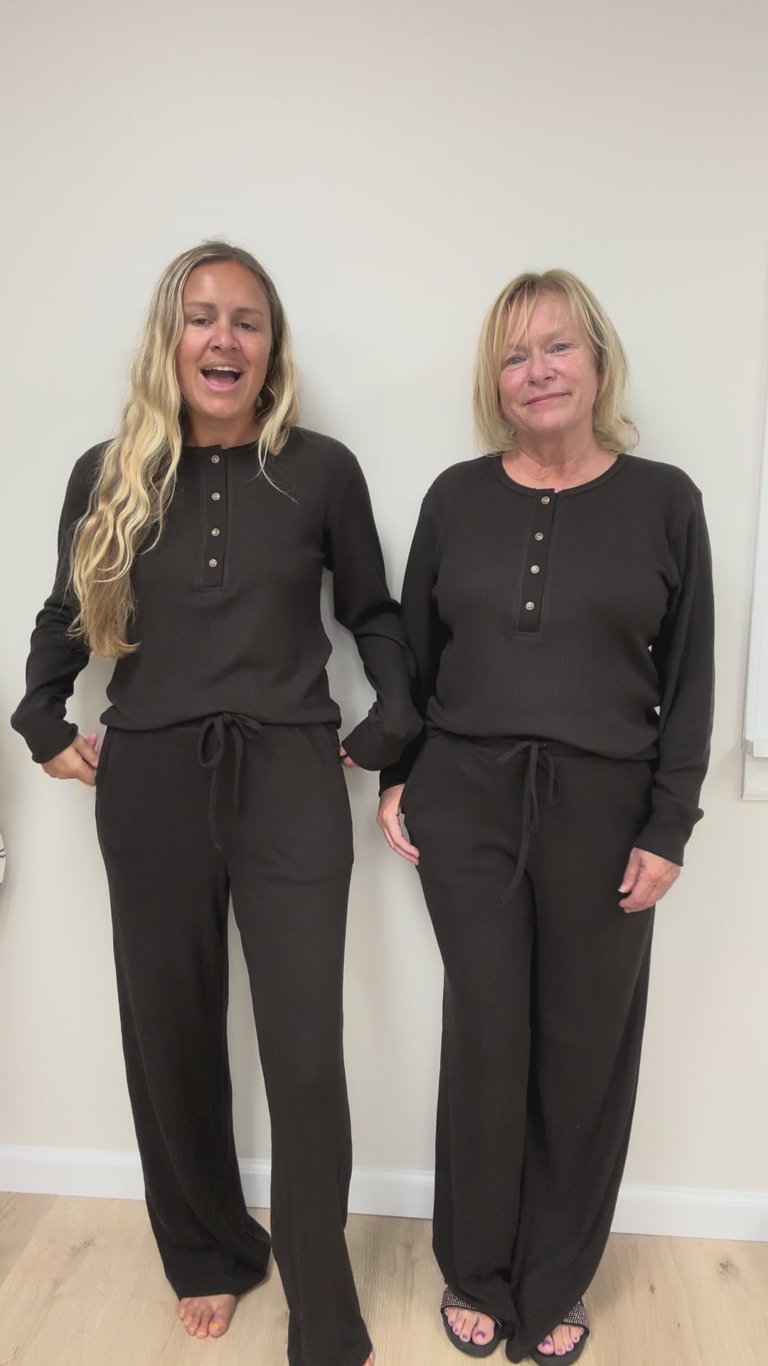 The Jia Pants in Espresso
