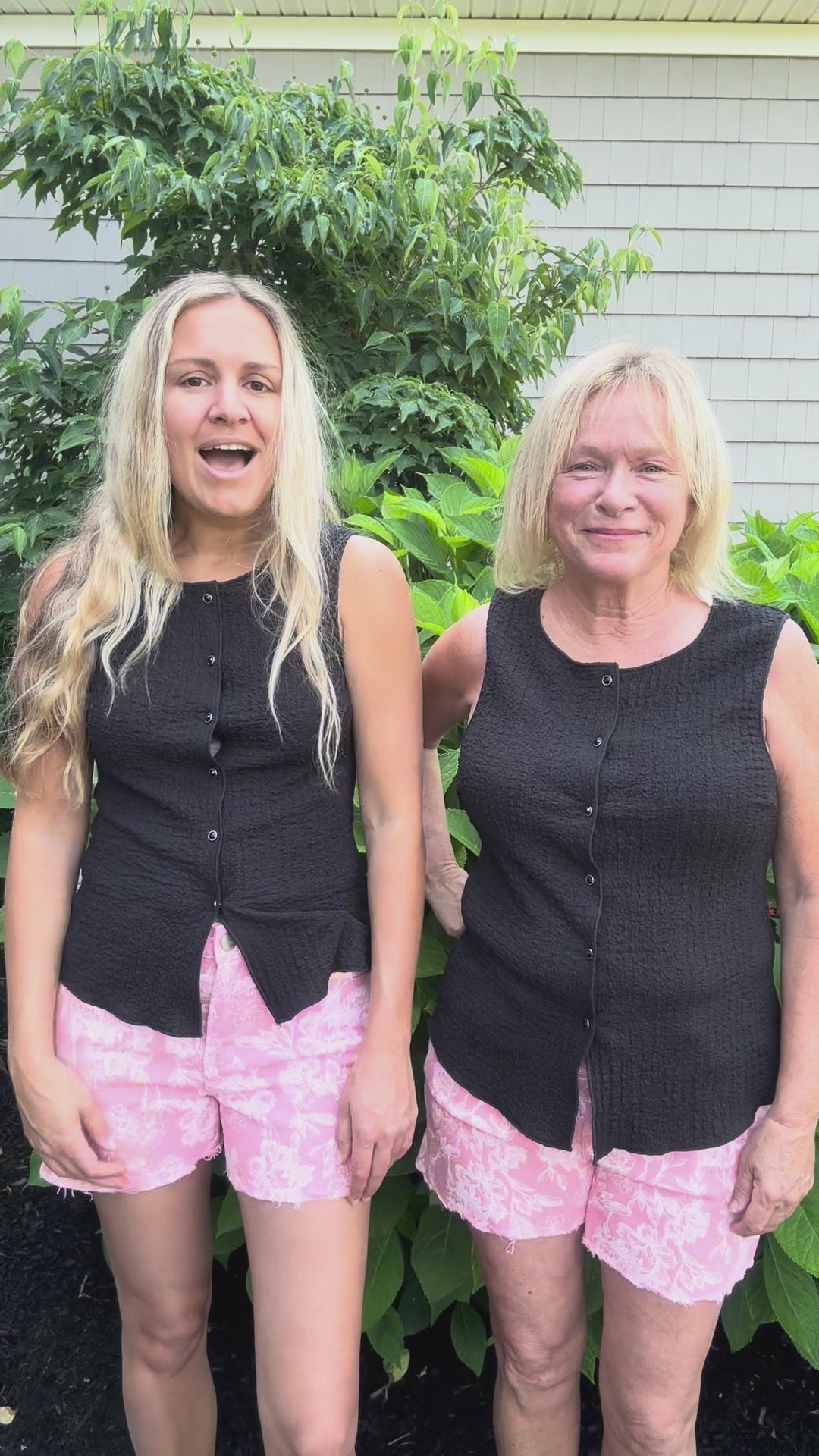 Black Crinkle Button Down Sleeveless Top