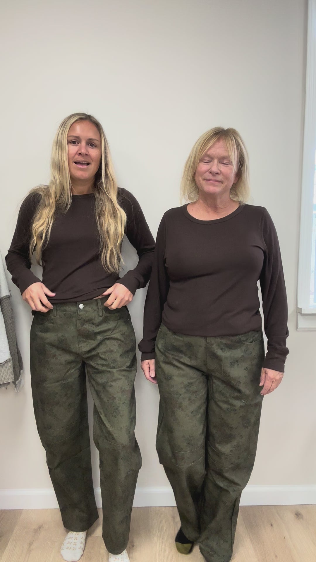 The Delaney Pants in Olive Floral