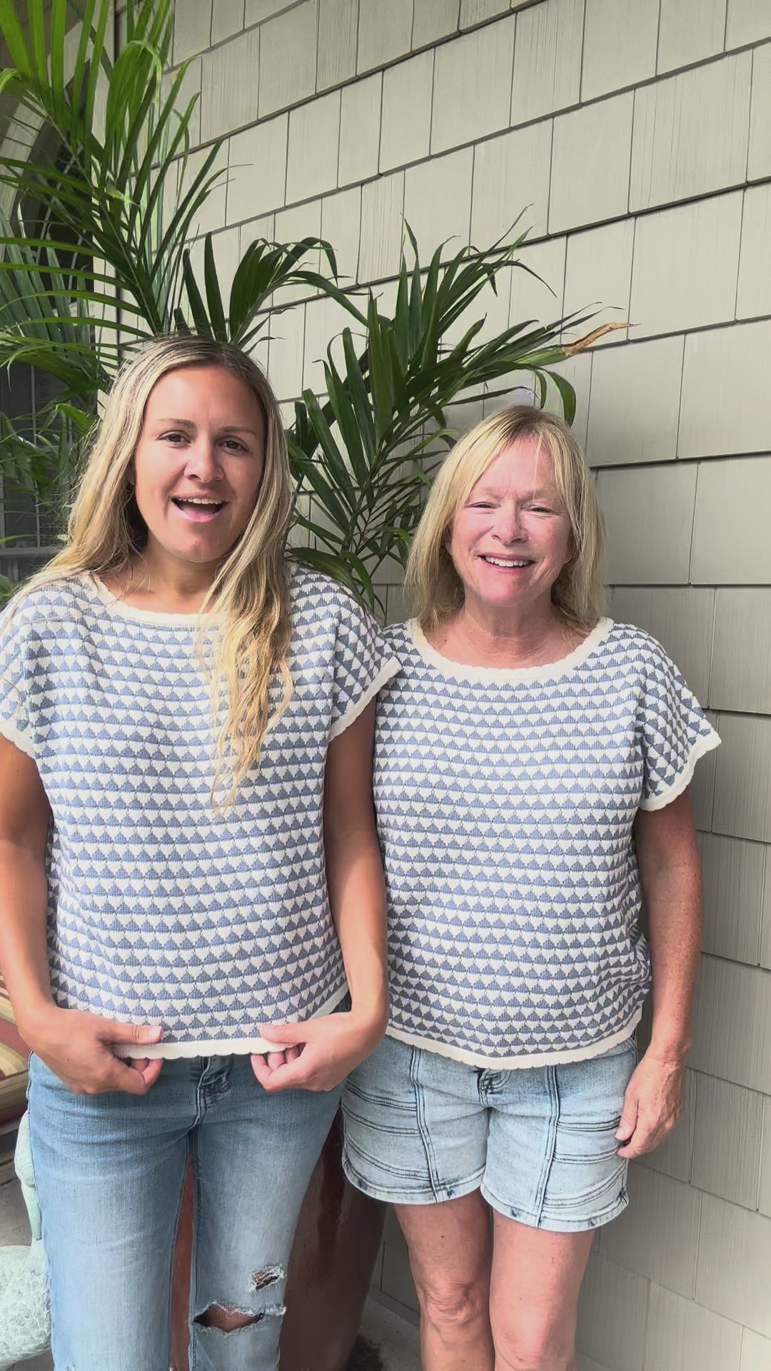Geometric Short Sleeve Sweater Top in Denim