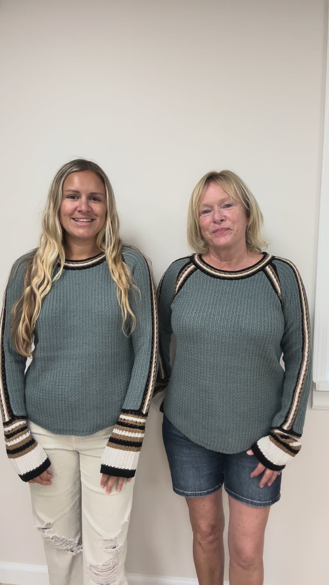 Raglan Sleeve Detail Sweater Top in Emerald