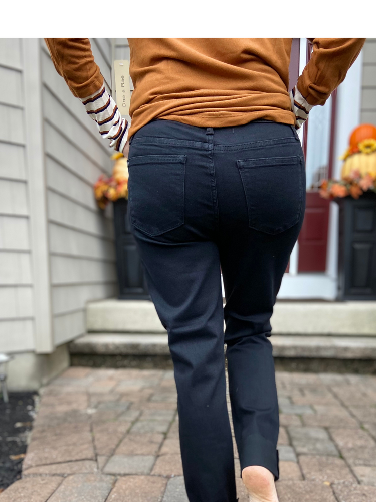 Black Distressed Slim Fit Judy Blue Jeans - Wild Magnolia