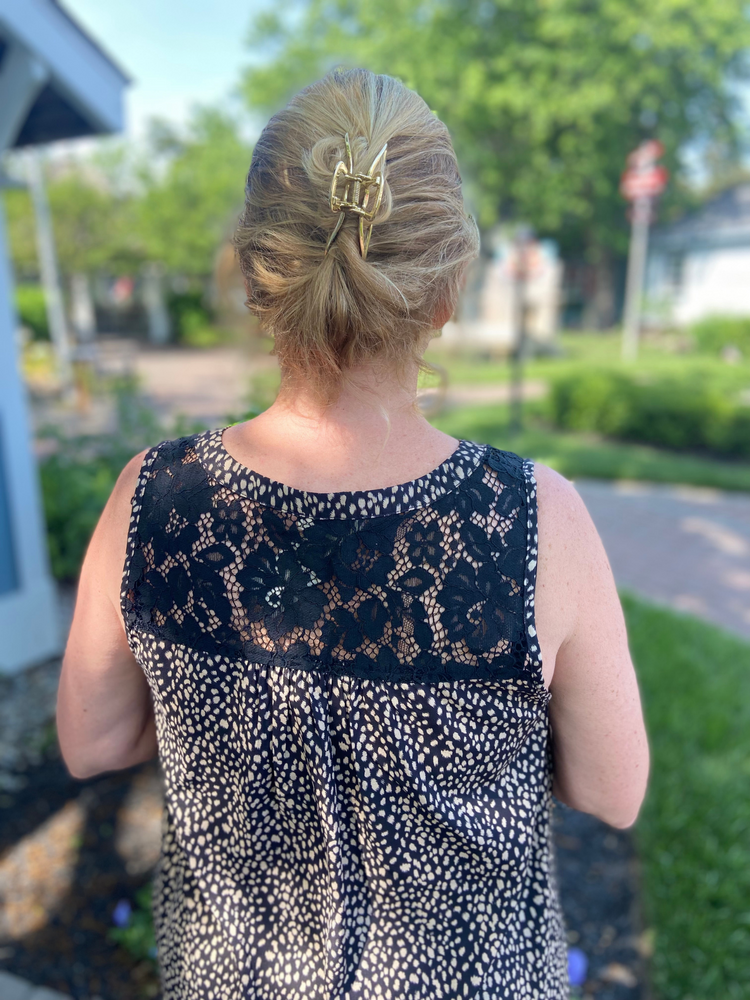 Black Leopard Sleeveless V-Neck Top - Wild Magnolia