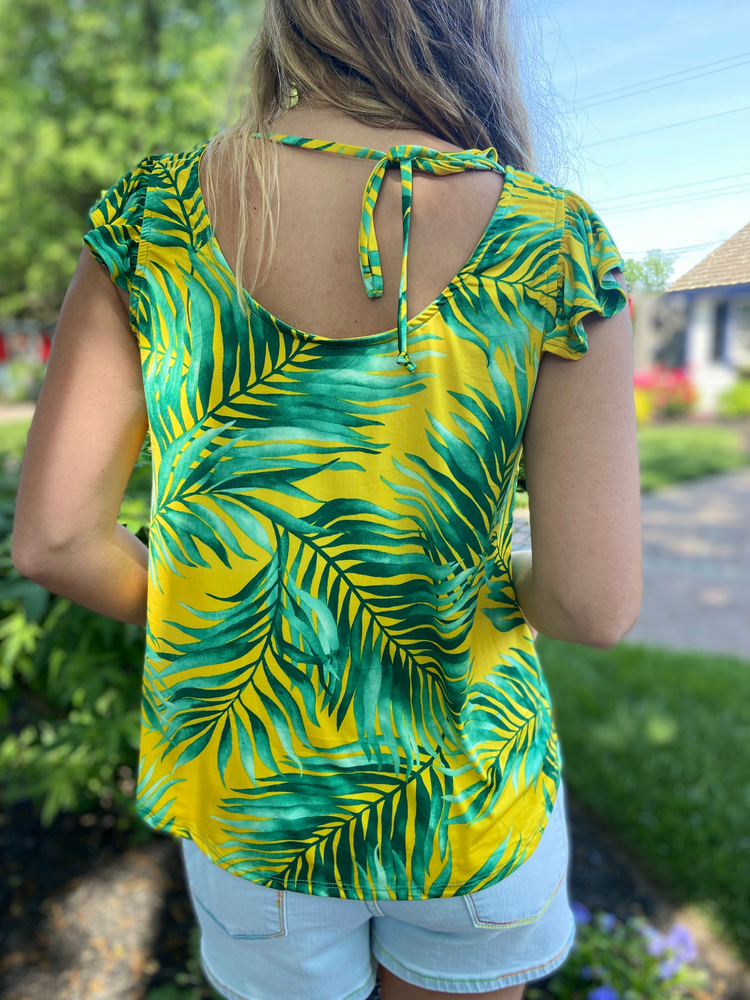 Tropical Vibes Top Curvy