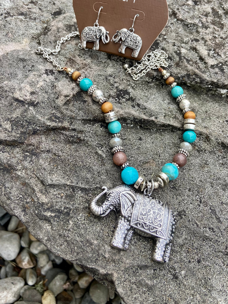 Beaded Silver Elephant Pendant Necklace Set - Wild Magnolia