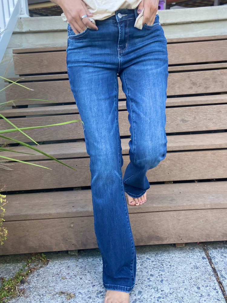 Judy Blue Mid Rise Bootcut Jeans - Wild Magnolia