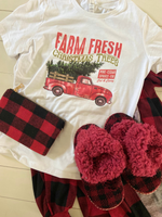 Vintage Christmas Tree Graphic Tee - Wild Magnolia