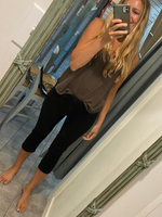 Judy Blue Mid Rise Black Capris