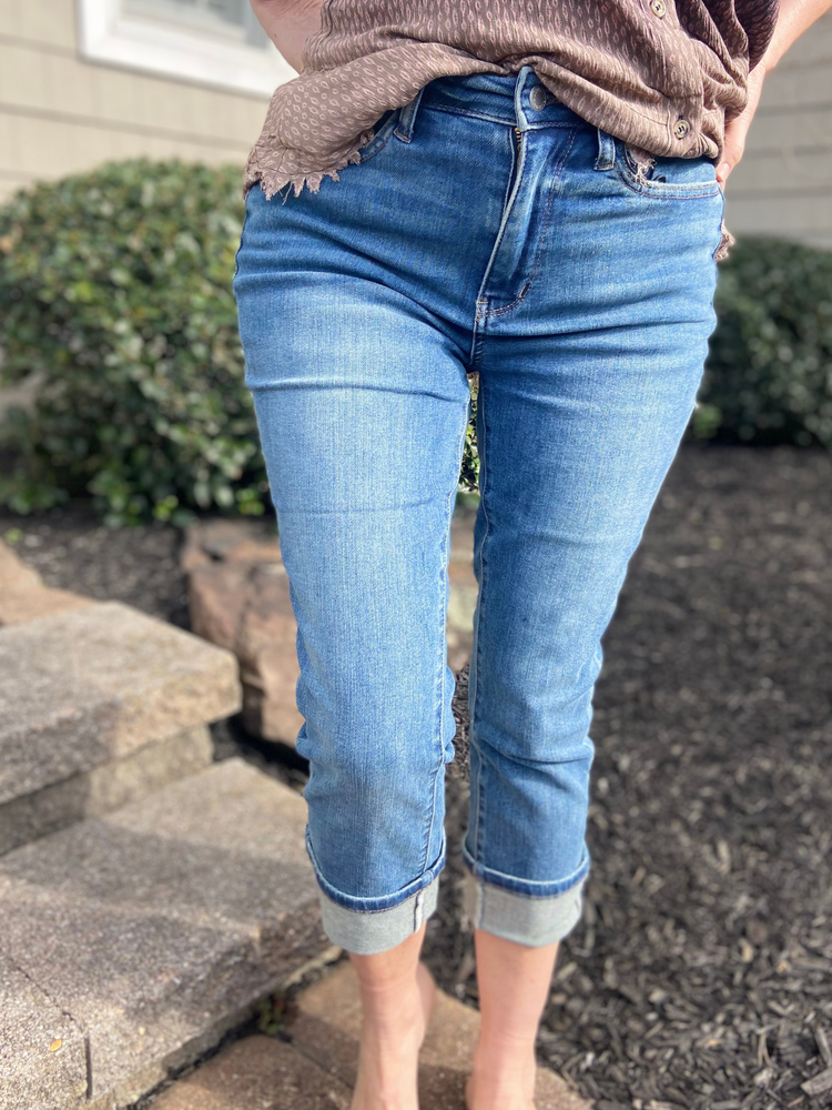 Judy Blue High Waisted Cuff Capri